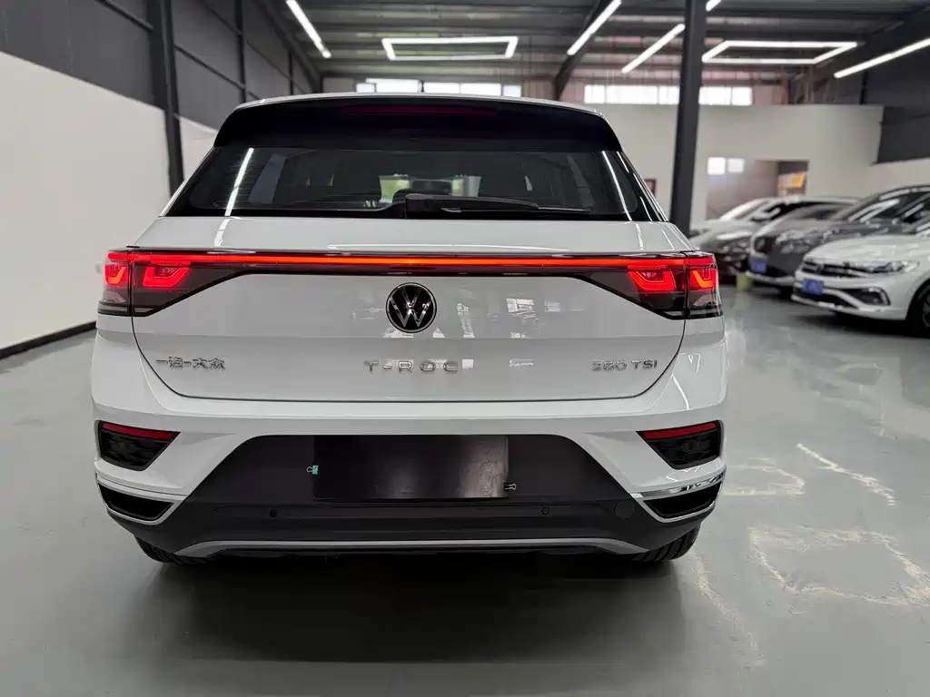 Volkswagen T-Roc — миниатюра 5