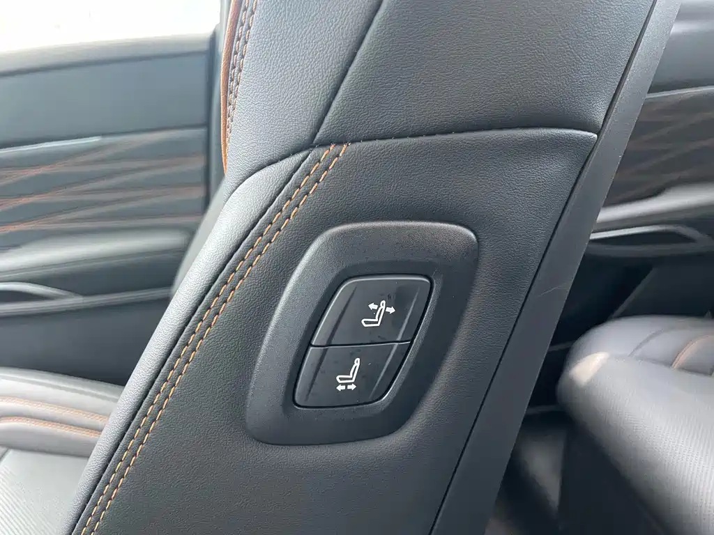 Toyota Avalon — миниатюра 24