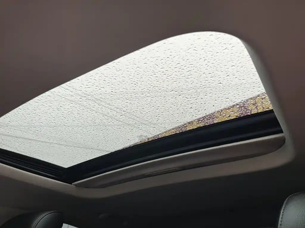 Ford Mondeo — миниатюра 18