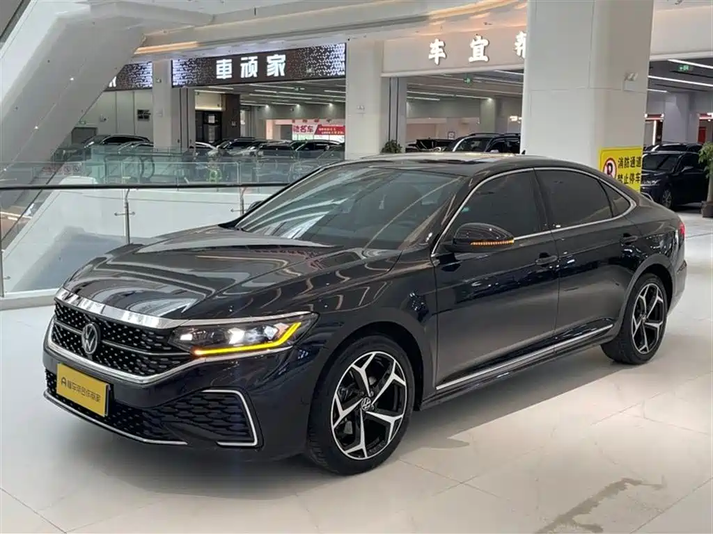 Volkswagen Passat 2024 380TSI Dragon Edition