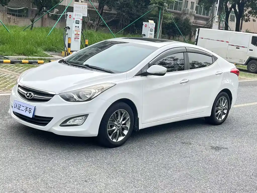 Купить Hyundai Elantra Langdong