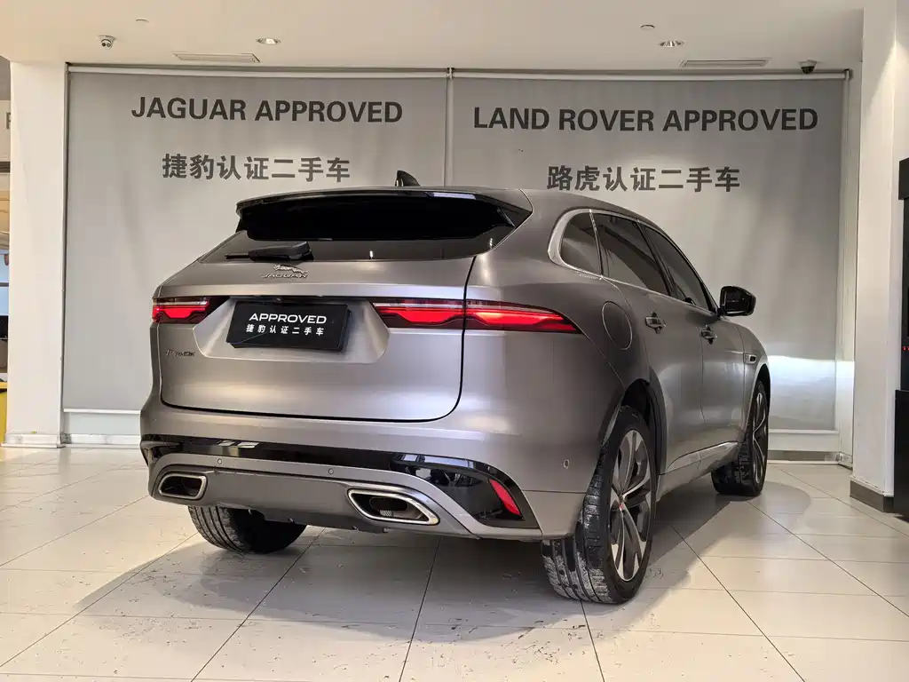 JAGUAR F PACE