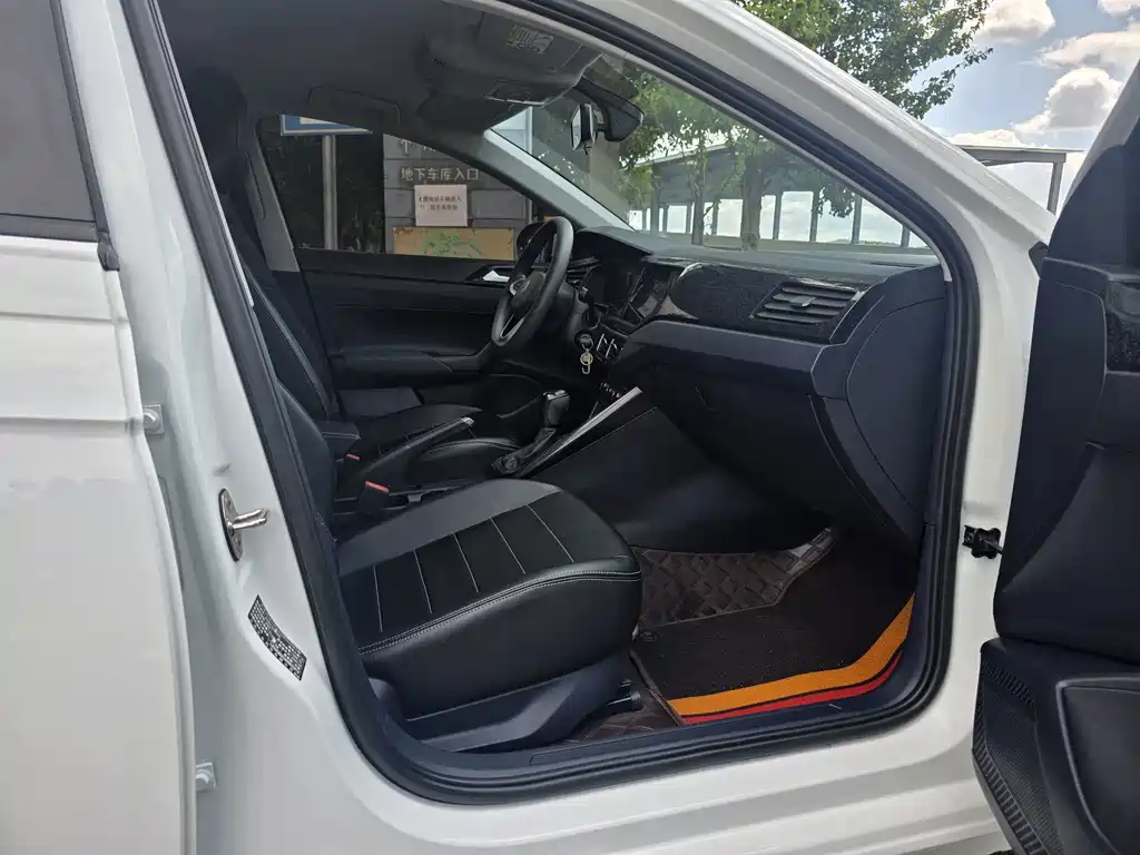Volkswagen Lavida — миниатюра 6