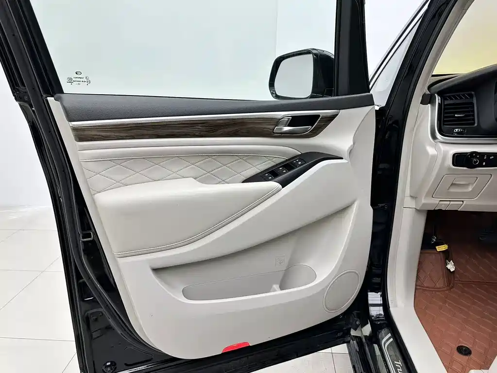 GAC Motor Trumpchi M8 — миниатюра 7