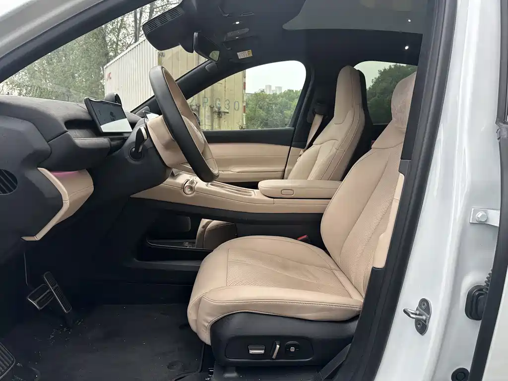 NIO EC7 — миниатюра 10