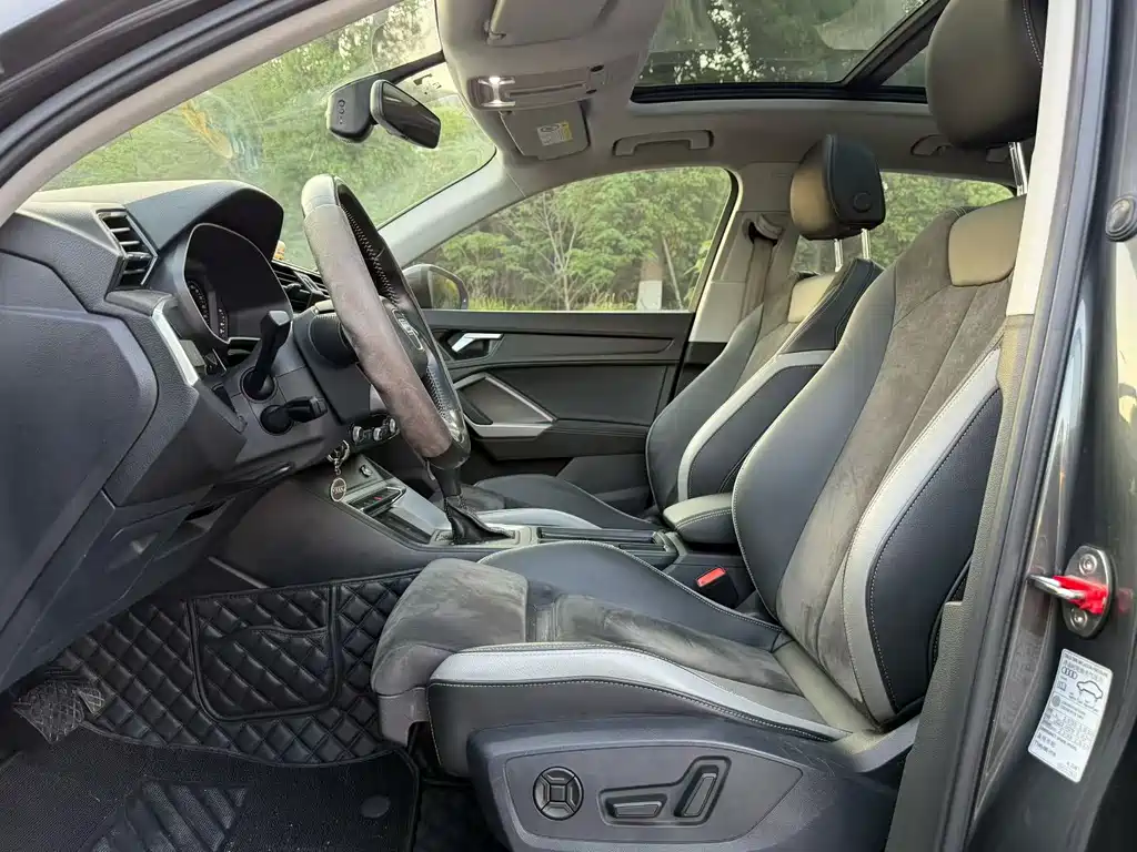 Audi Q3 2021 35 TFSI