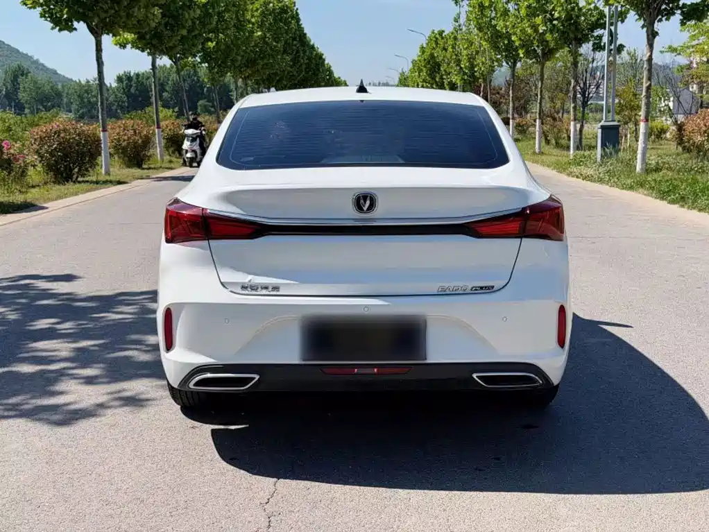 Changan Eado — миниатюра 7