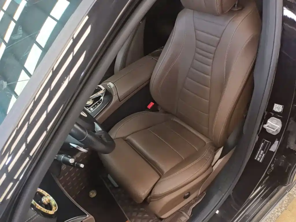 Mercedes-Benz E-Class — миниатюра 15
