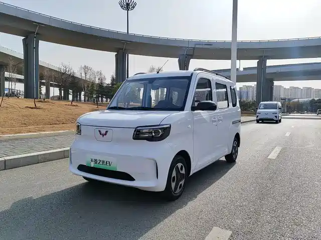 WULING WULING ZHIGUANG NEW ENERGY 2025