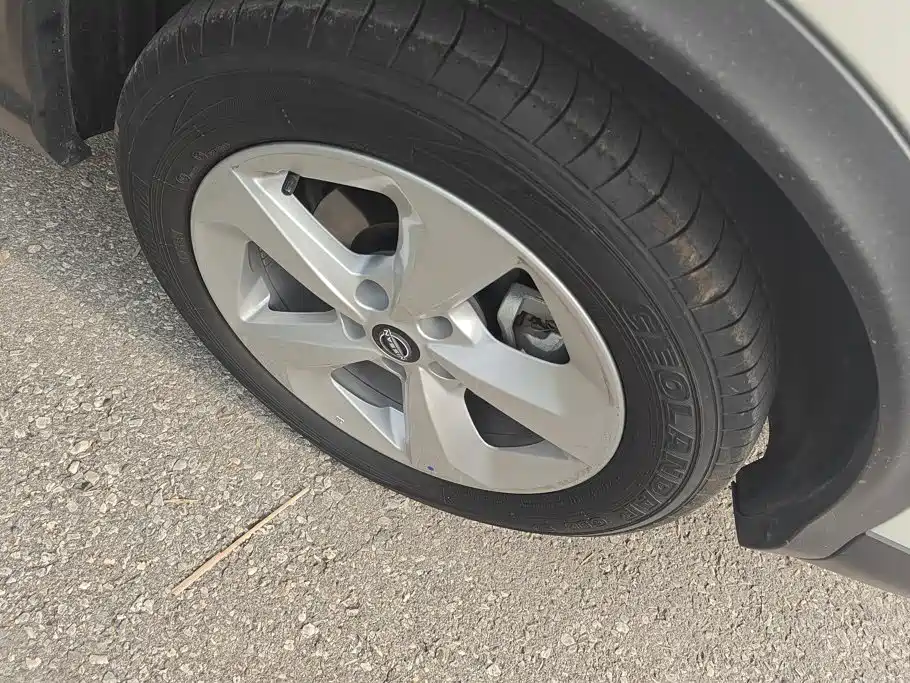 Nissan Qashqai — миниатюра 6