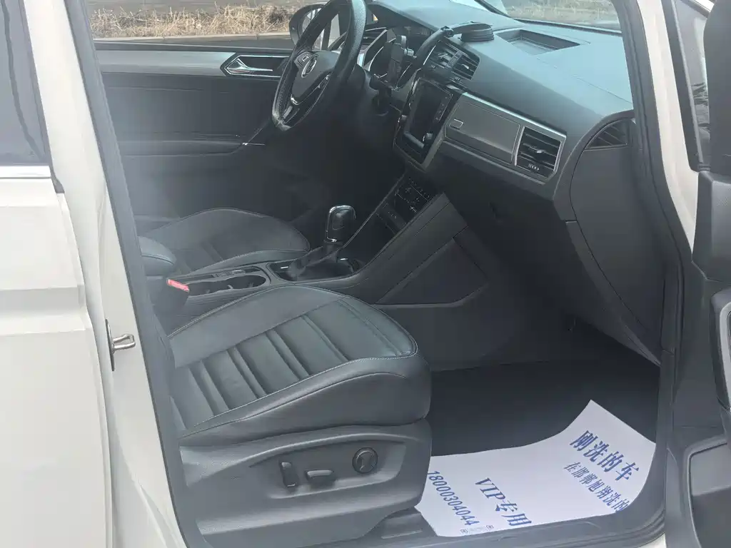 Volkswagen Touran — миниатюра 15