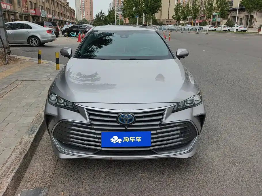 Toyota Avalon — миниатюра 2