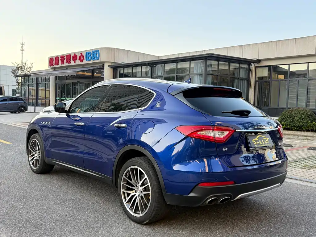 MASERATI LEVANTE