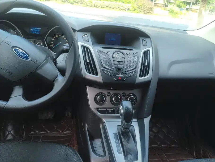 Ford Focus — миниатюра 16