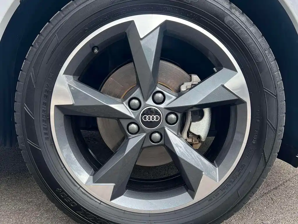 Audi Q3 — миниатюра 15