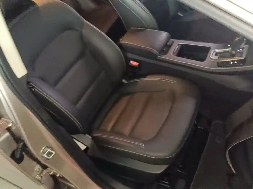 Geely Emgrand GS — миниатюра 25