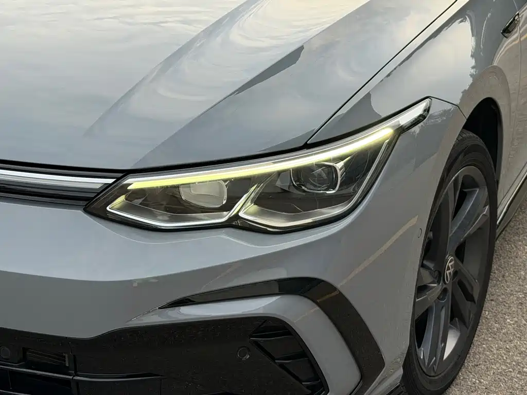 Volkswagen Golf — миниатюра 20