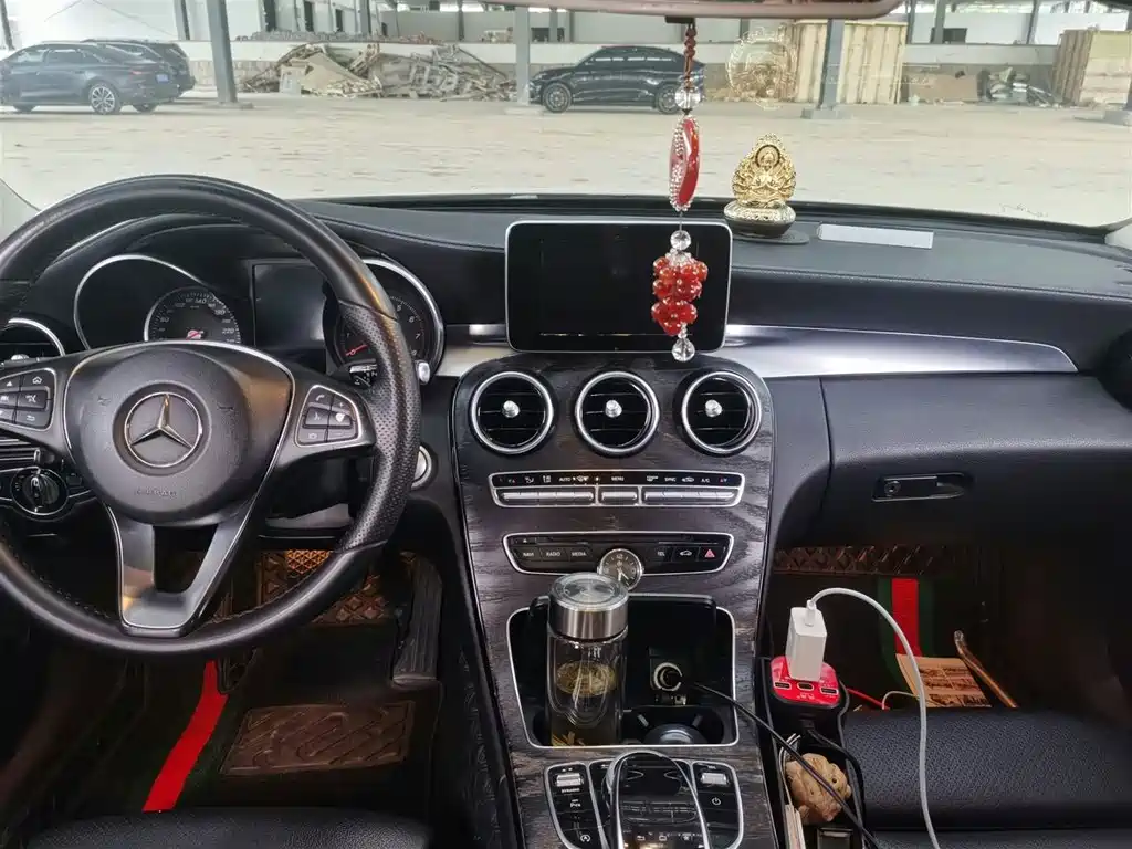 Mercedes-Benz C-Class — миниатюра 9