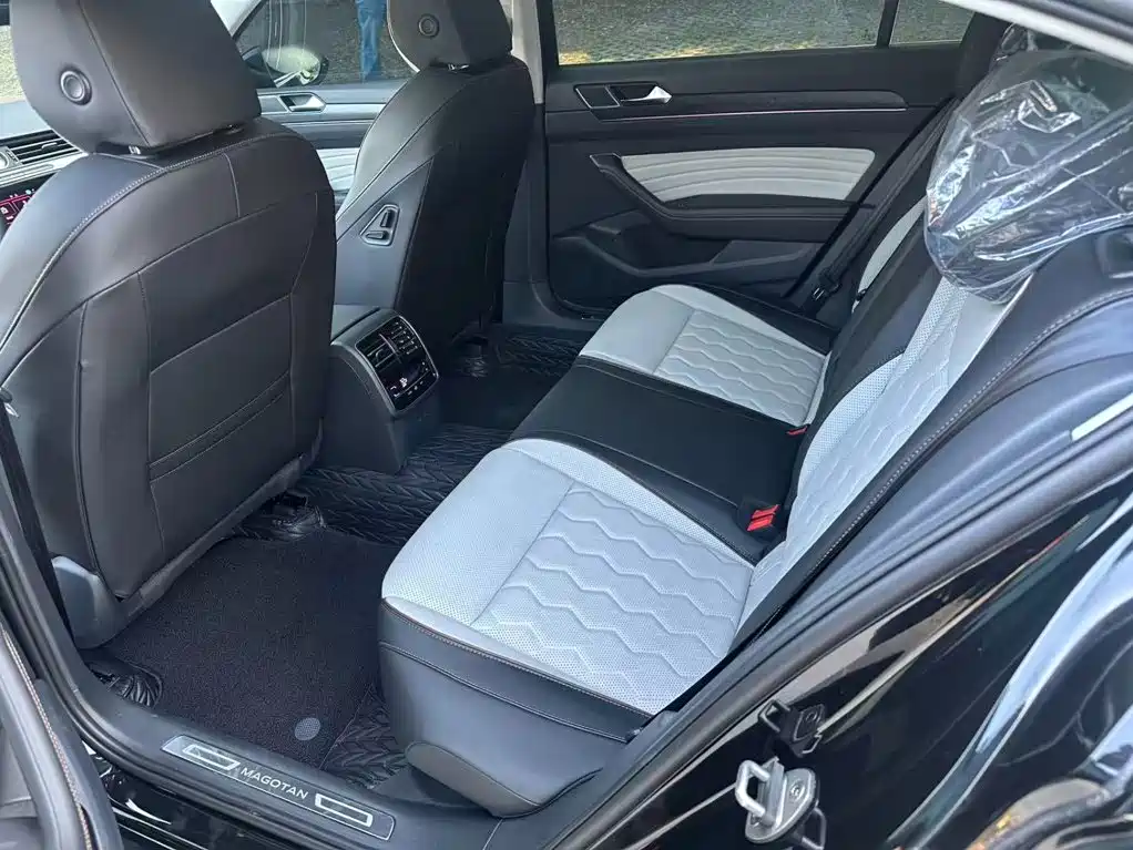 Volkswagen Magotan — миниатюра 6