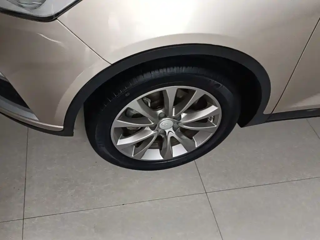 Geely Emgrand GS — миниатюра 23