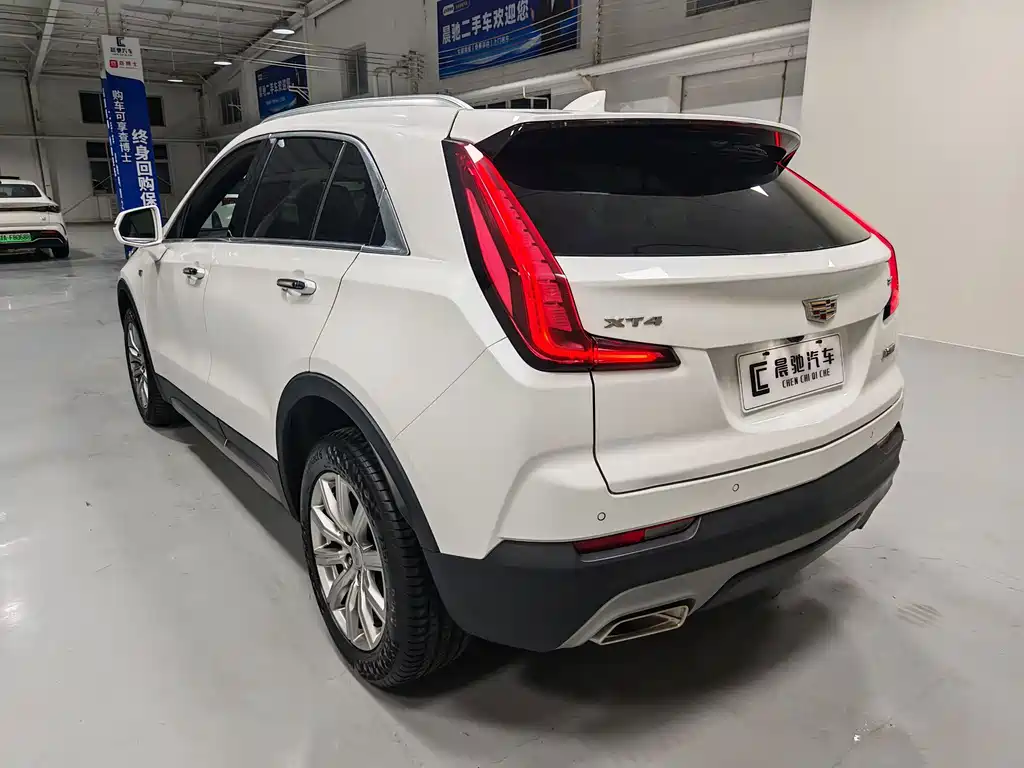 Cadillac XT4 — миниатюра 6