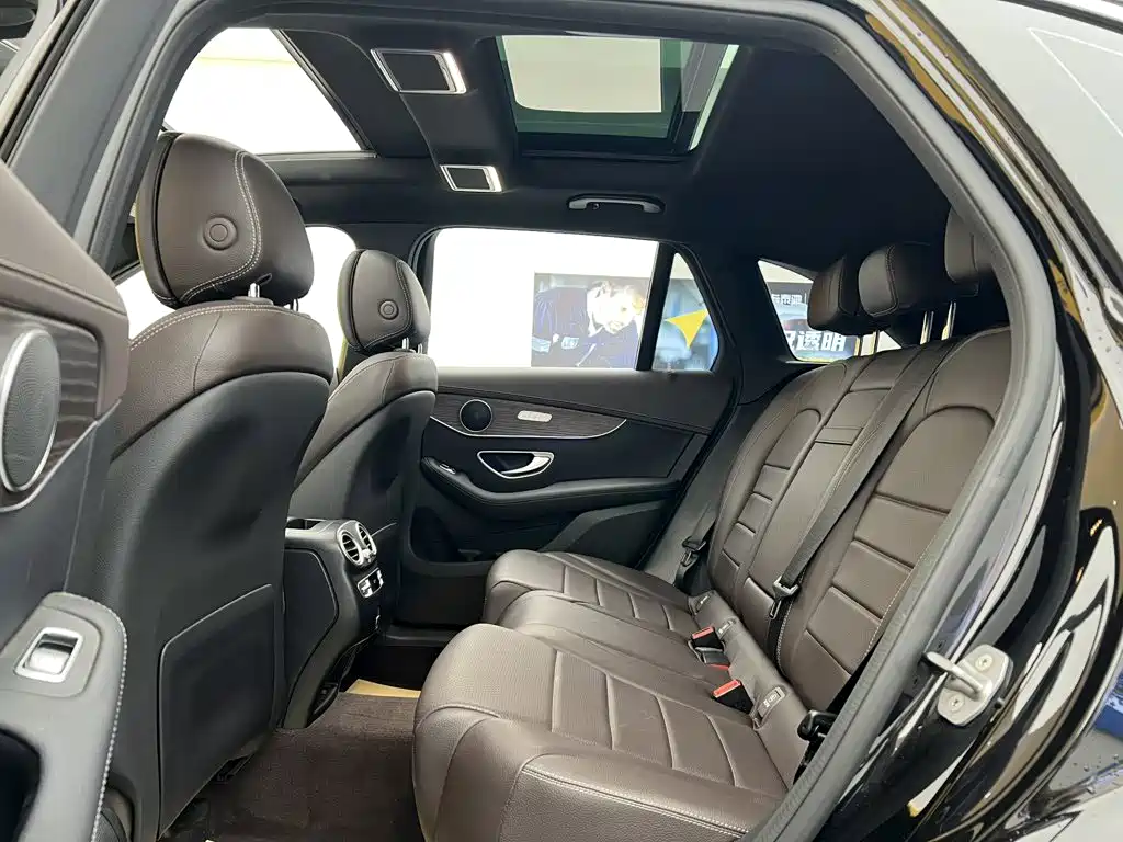 Mercedes-Benz GLC — миниатюра 22