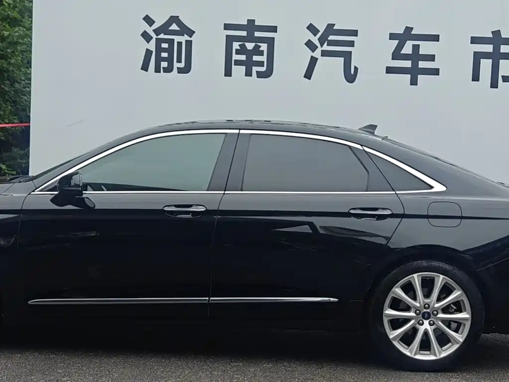 Ford Taurus 2017 EcoBoost 325 V6 Flagship