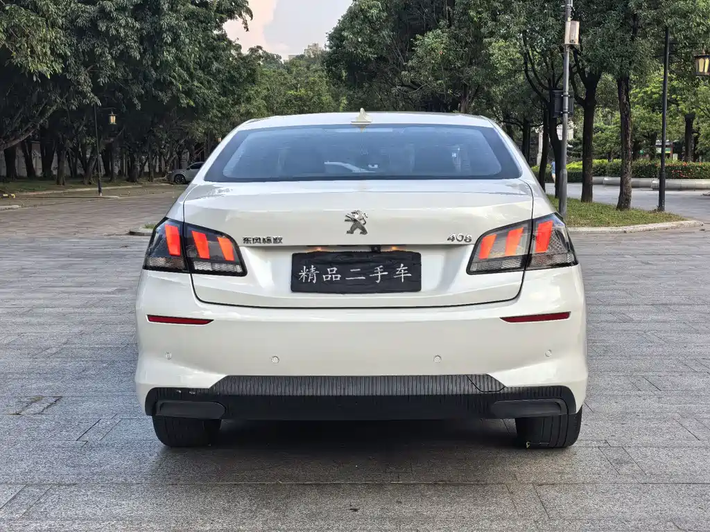 Peugeot 408 — миниатюра 6