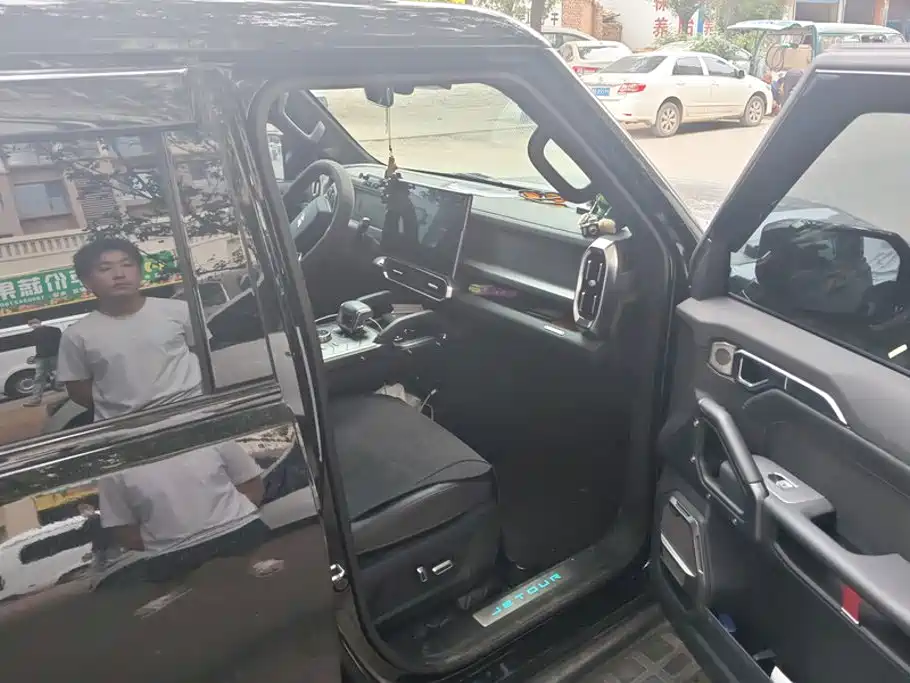 Jetour Traveller — миниатюра 8
