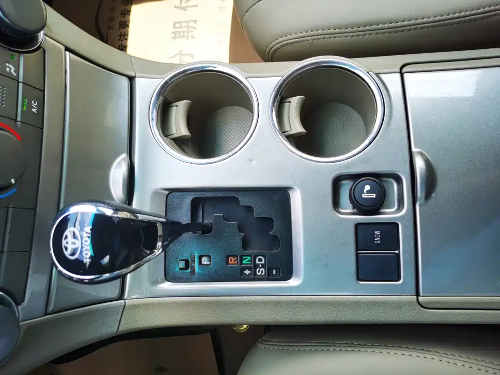 Toyota Highlander — миниатюра 12