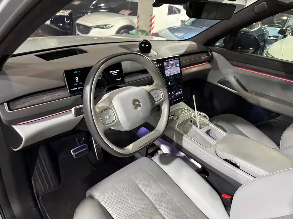NIO ES8 2023 75kWh