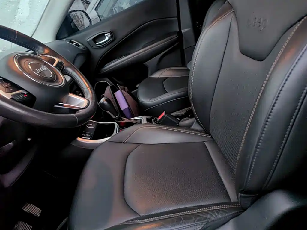 Jeep Compass — миниатюра 15