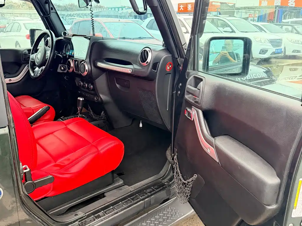 Jeep Wrangler — миниатюра 15