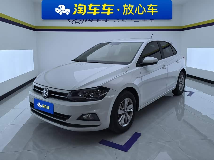 Volkswagen Polo 1.5 л 2023 г. Белый, пробег 40100 км