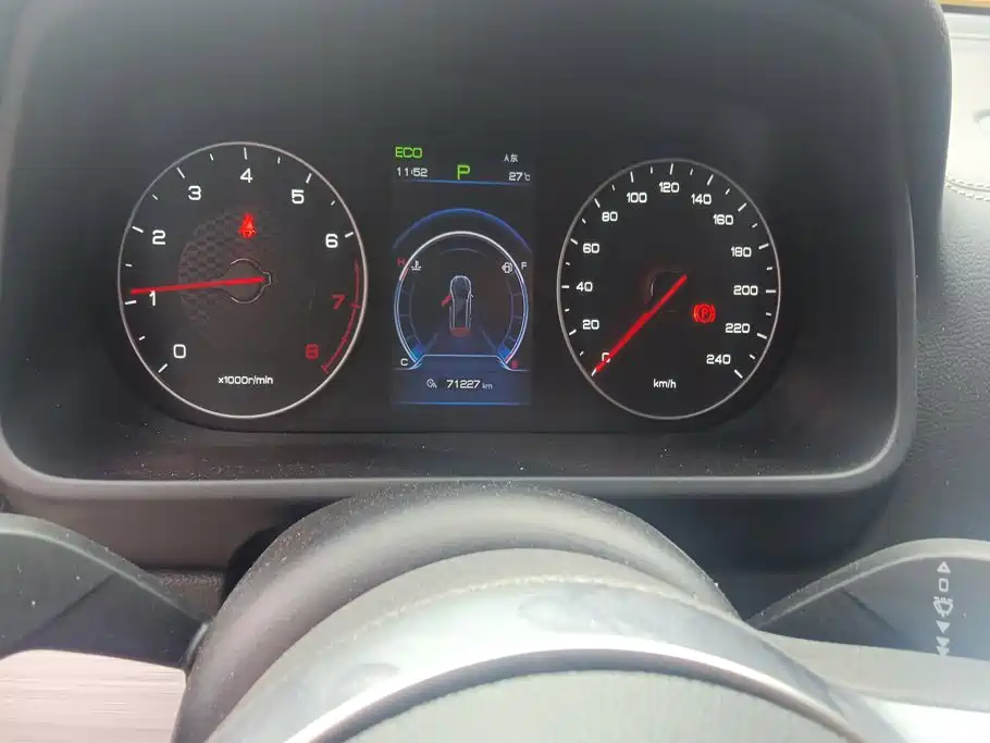 BYD Tang — миниатюра 14