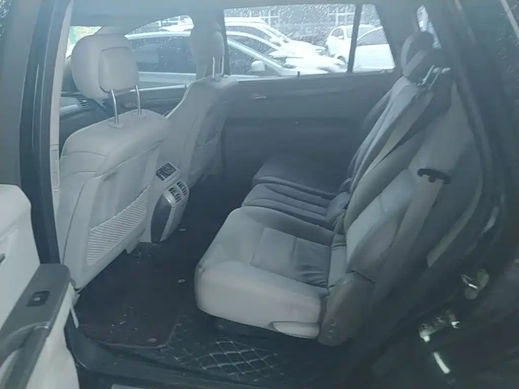 Mercedes-Benz R-Class — миниатюра 17