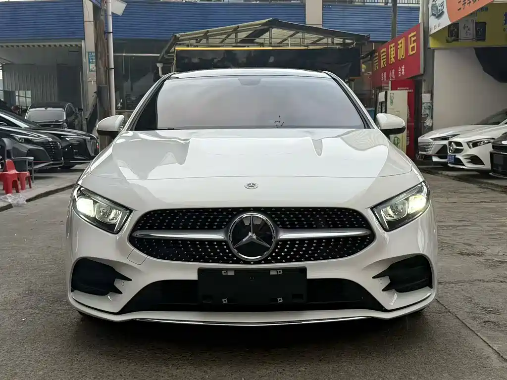 Mercedes-Benz A-Class — миниатюра 2