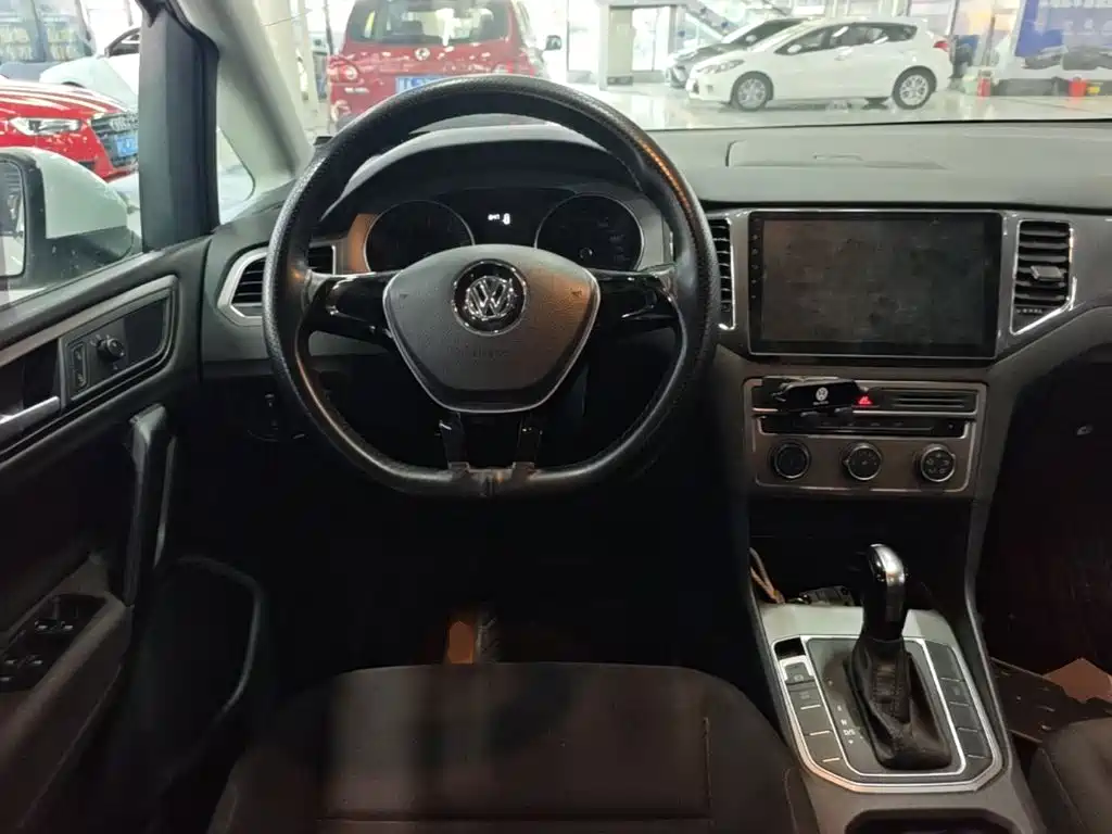 Volkswagen Golf Sportsvan — миниатюра 11