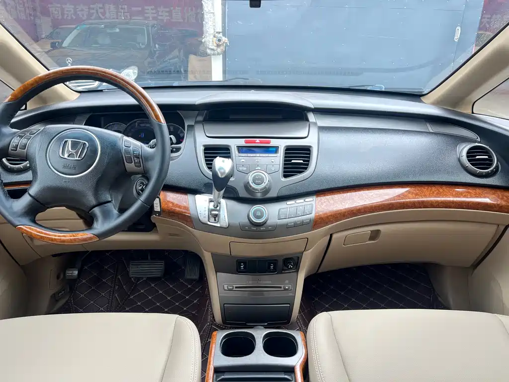 Honda Odyssey — миниатюра 16