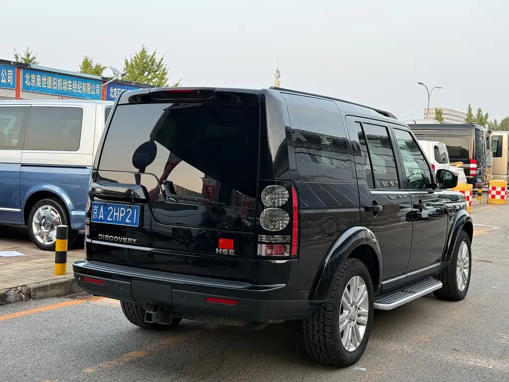 Land Rover Discovery — миниатюра 3
