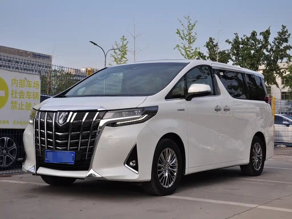 Toyota Alphard 2022