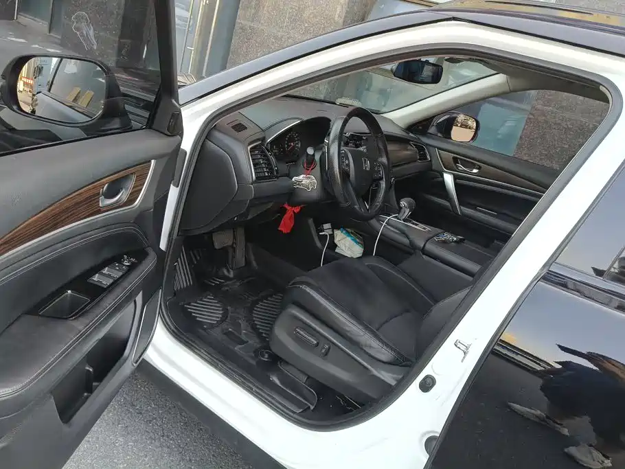 Honda Avancier — миниатюра 9