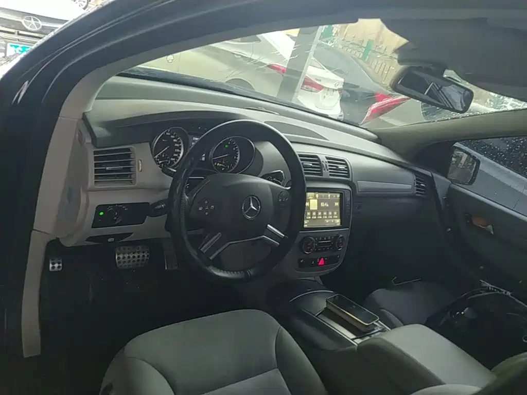 Mercedes-Benz R-Class — миниатюра 10