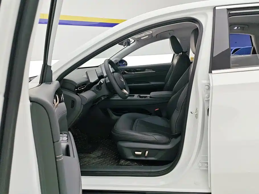 Wuling Xingguang — миниатюра 9