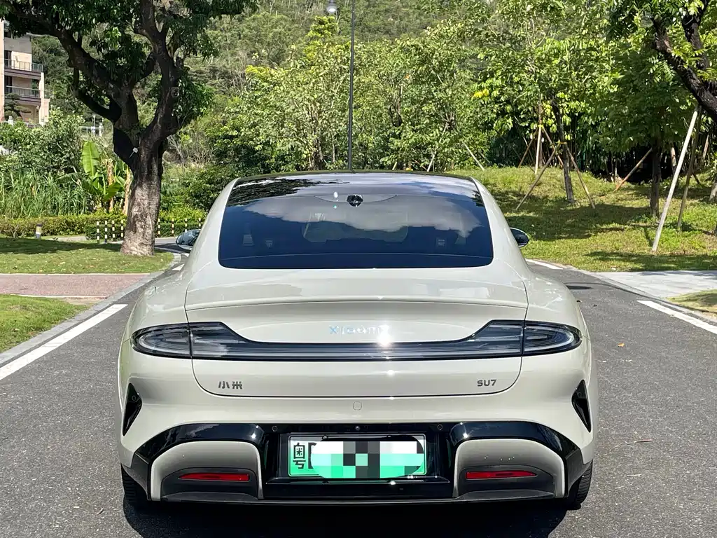 XIAOMI CAR XIAOMI SU7