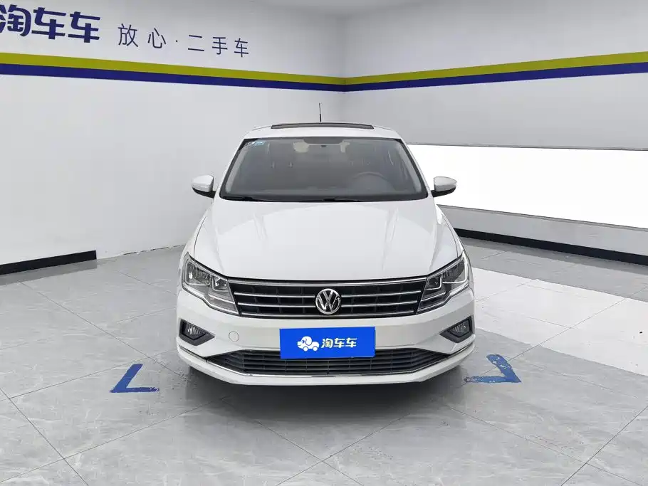 Volkswagen Jetta — миниатюра 2