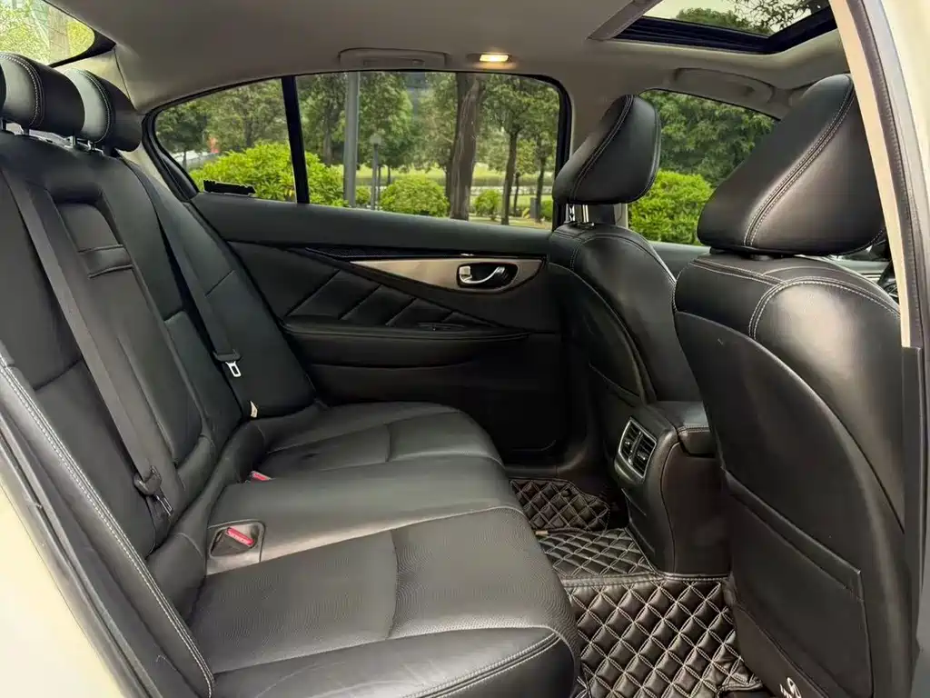 Infiniti Q50L — миниатюра 12