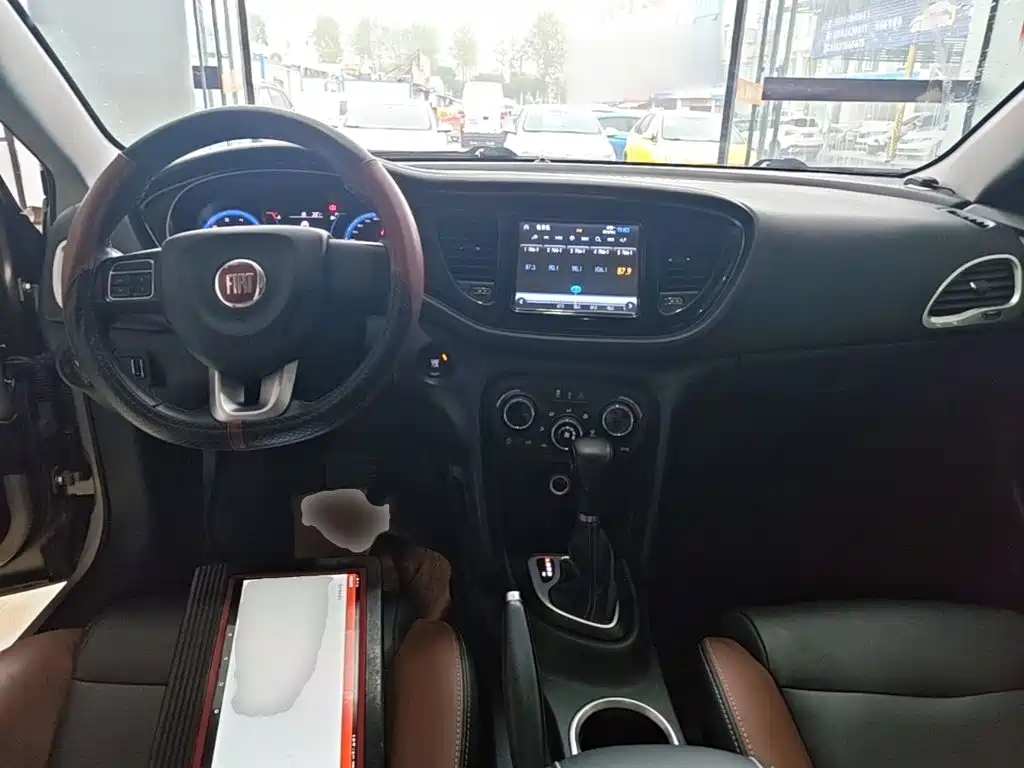 Fiat Viaggio — миниатюра 10