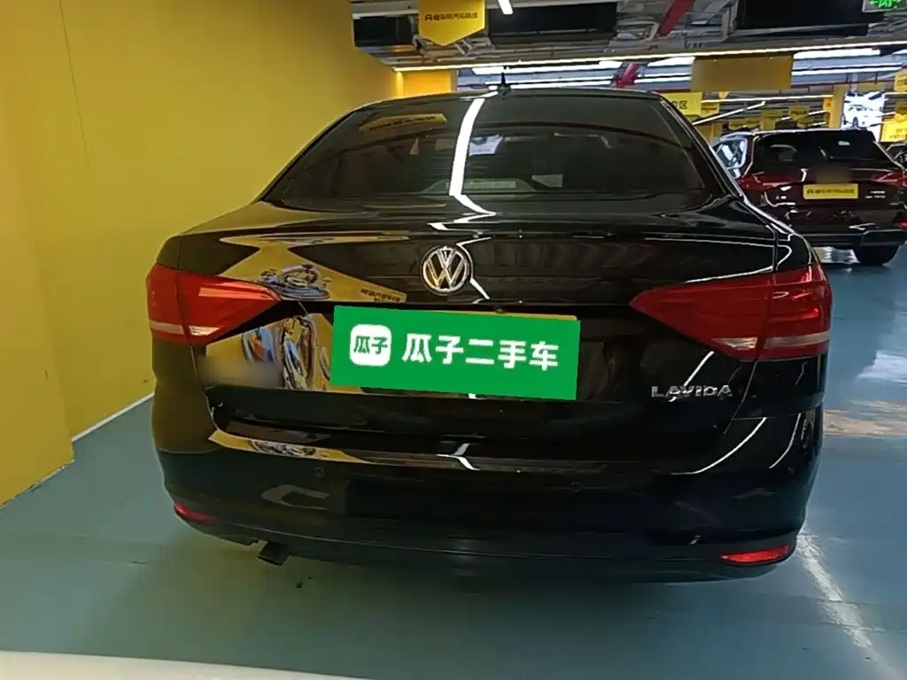 Volkswagen Lavida — миниатюра 6
