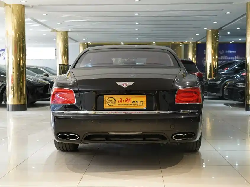Bentley Flying Spur — миниатюра 17